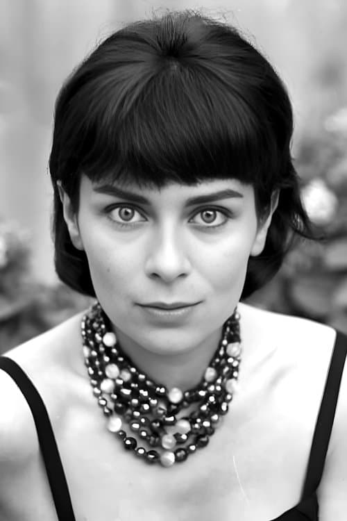 Juliette Mayniel profile photo