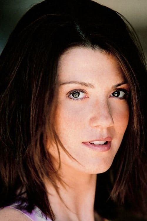 Zoe McLellan profile photo