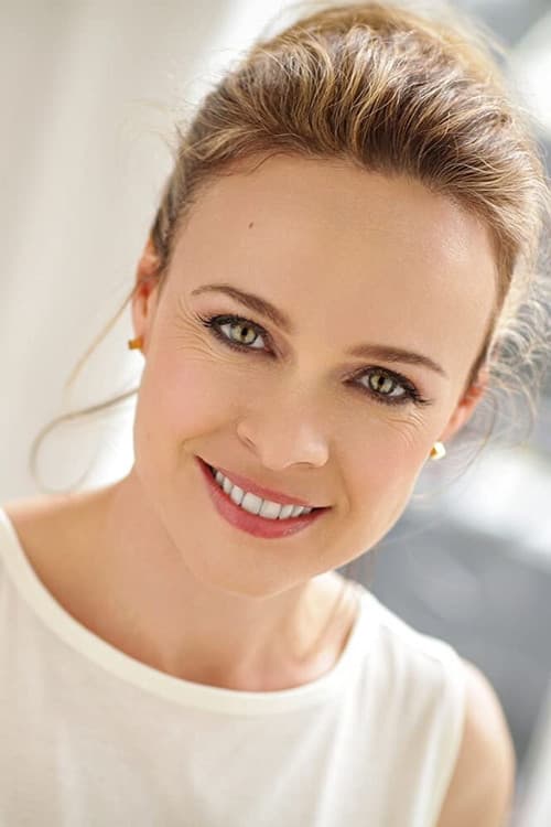 Tami Stronach profile photo
