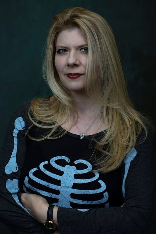 Izzy Lee profile photo