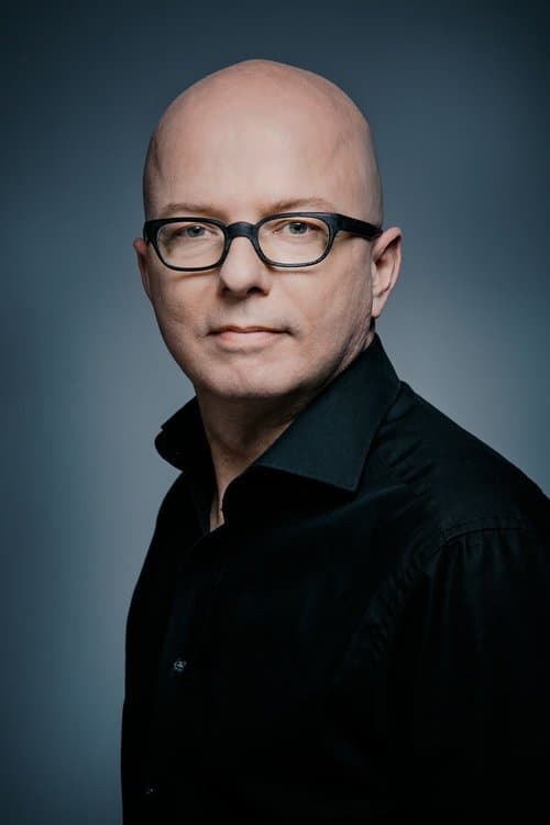 Oliver Rohrbeck profile photo