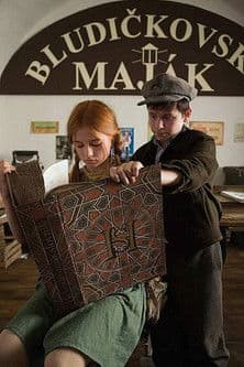 Dům U Zlatého úsvitu poster