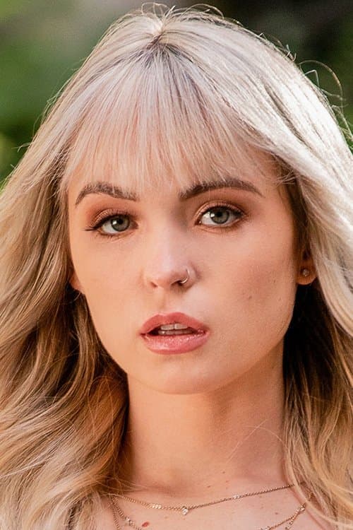 Lilly Bell profile photo