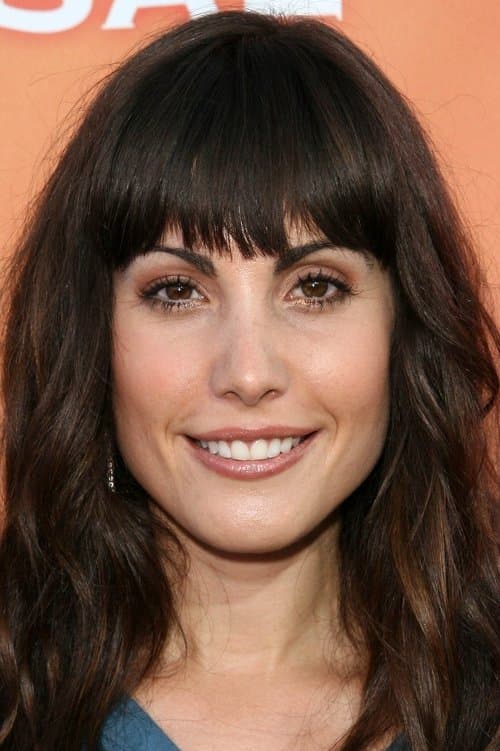 Carly Pope profile photo