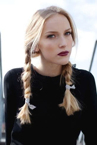 Elina Loukas profile photo