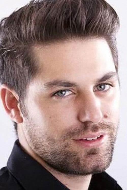 Renato López profile photo