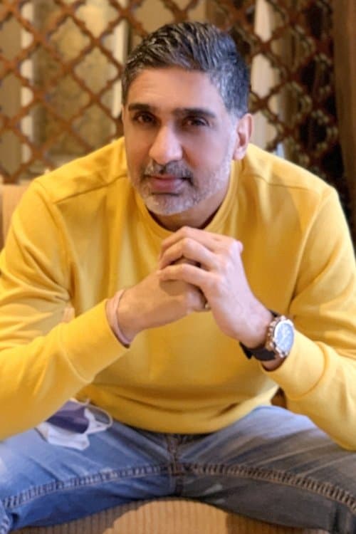 Tinu Suresh Desai profile photo