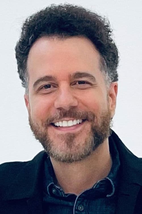 Felipe Simas profile photo