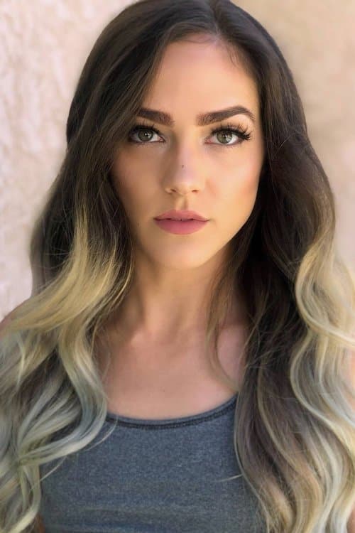 Courtney Akbar profile photo