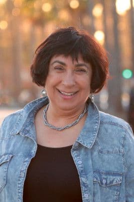 Kum-Kum Bhavnani profile photo