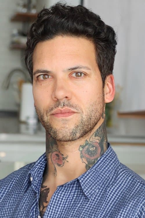 Small Hands profile photo