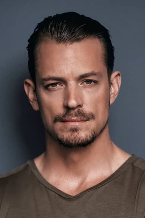 Joel Kinnaman profile photo