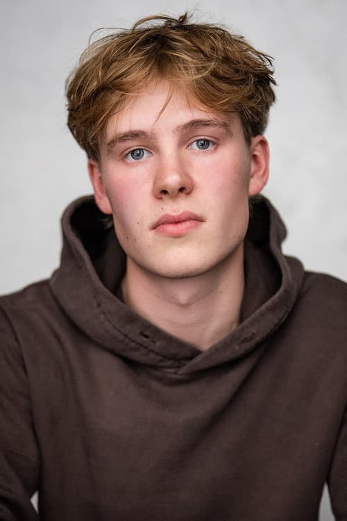 Piers Ewart profile photo