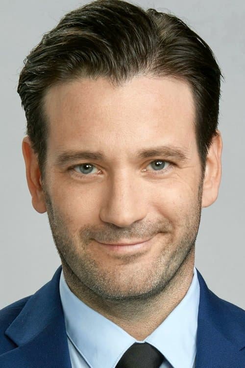 Colin Donnell profile photo