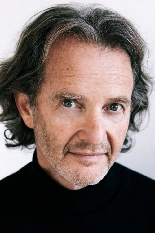 Anton Lesser profile photo
