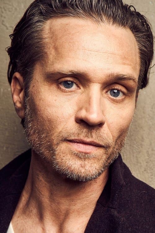 Seamus Dever profile photo