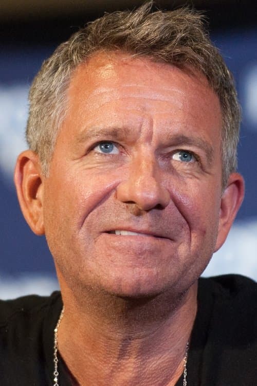 Sean Pertwee profile photo
