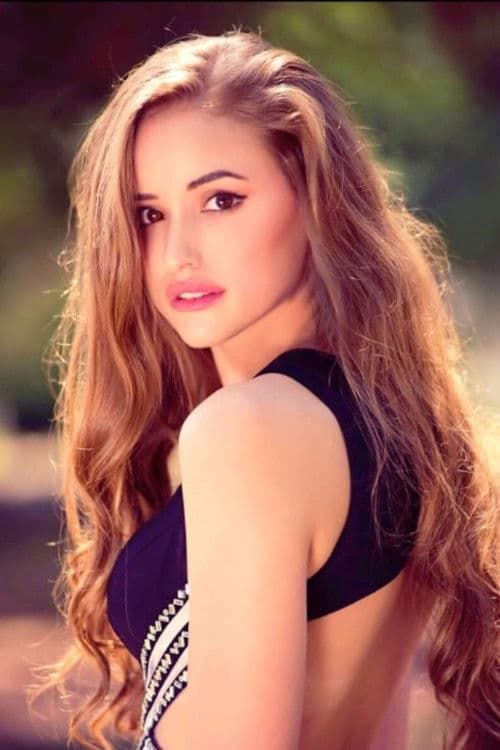 Lily-Claire Harvey profile photo