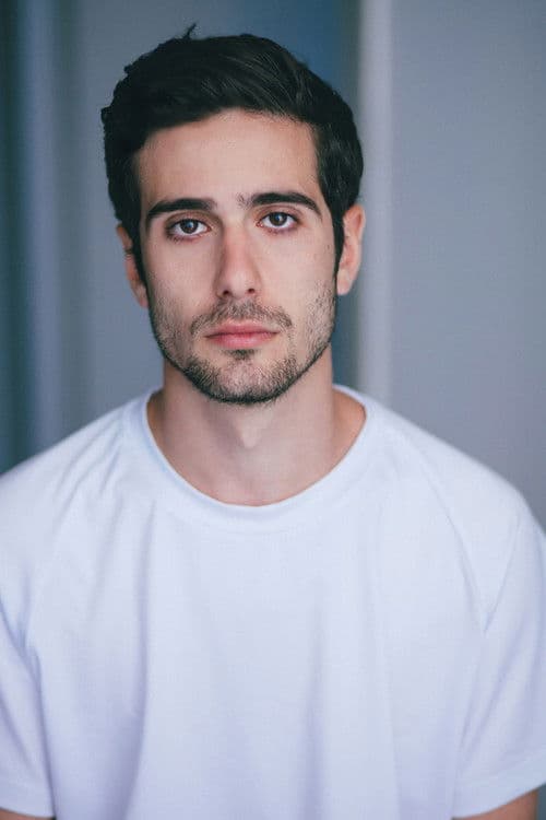 Lev Lewis profile photo