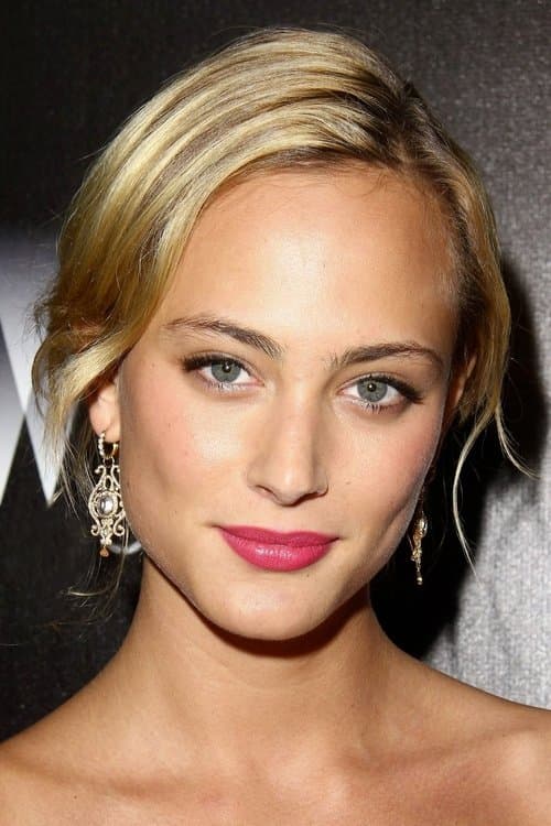 Nora Arnezeder profile photo