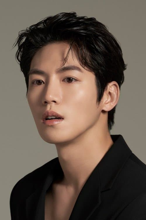 Yoo Hwan profile photo