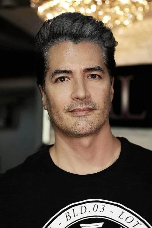 Troy Montero profile photo