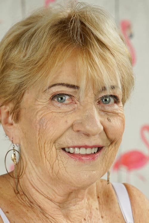 Maya Lambert profile photo