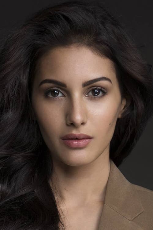 Amyra Dastur profile photo