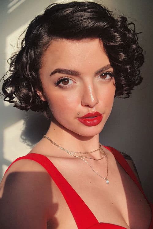 Emmaline profile photo