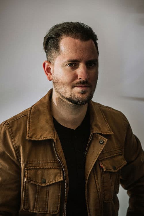 Alex Perri profile photo