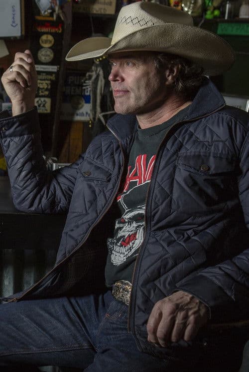 Corb Lund profile photo