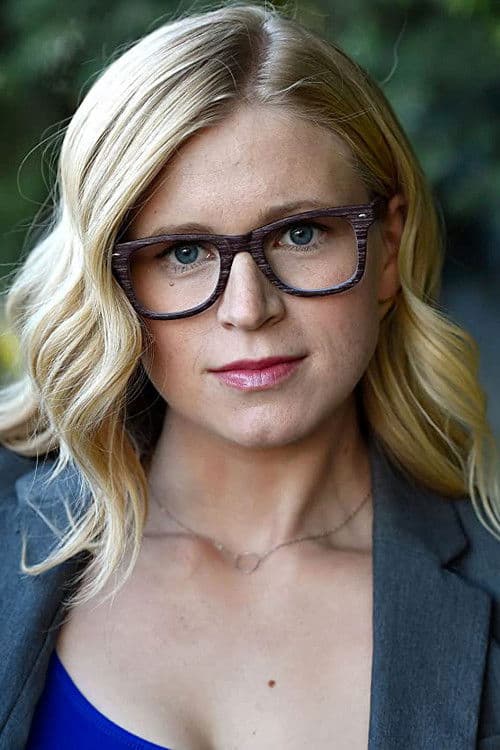 Kari Swanson profile photo