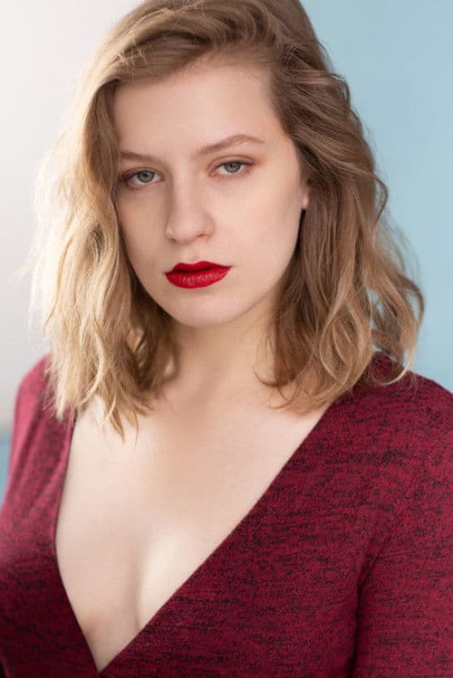 Julia James profile photo