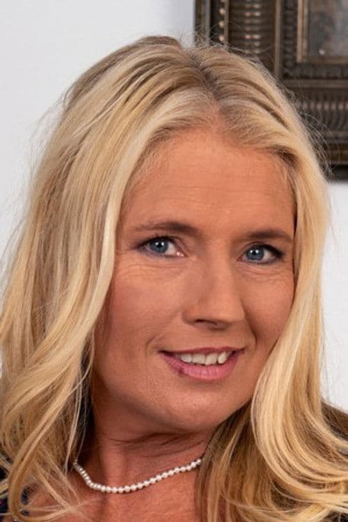 Maddie Cross profile photo