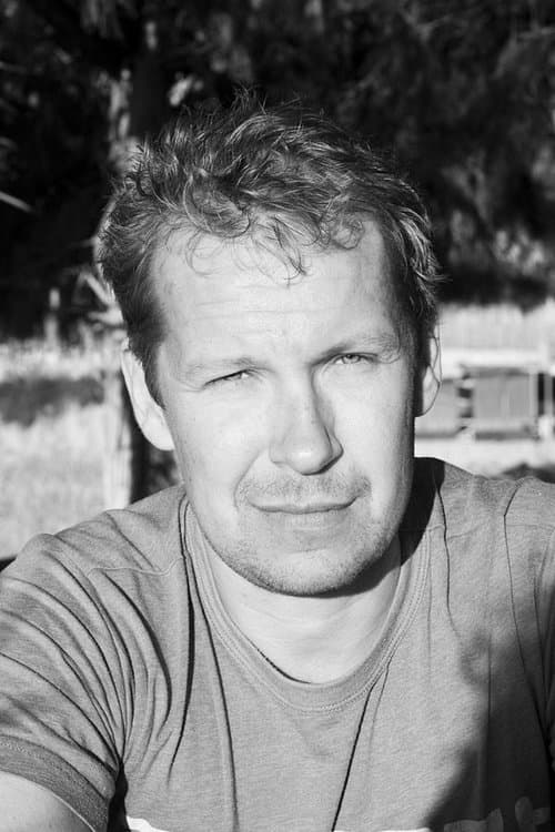 Niko Saarela profile photo