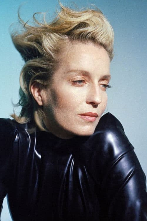 Jeanne Added profile photo