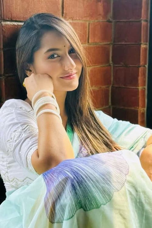 Farin Khan profile photo