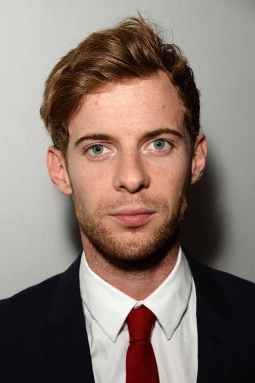 Luke Treadaway profile photo