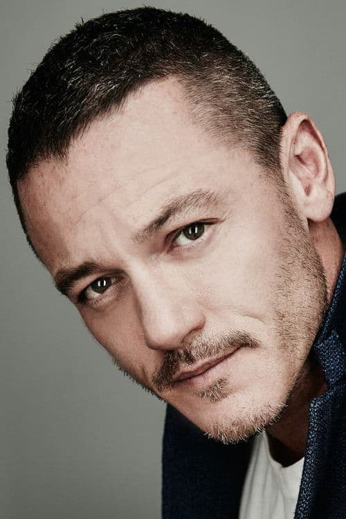 Luke Evans profile photo
