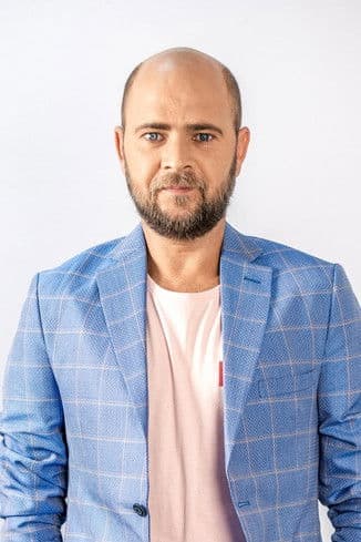 Cosmin Seleși profile photo