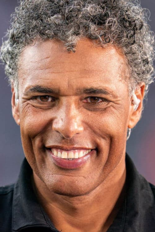 Pierre van Hooijdonk profile photo
