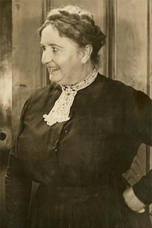 Milla Davenport profile photo