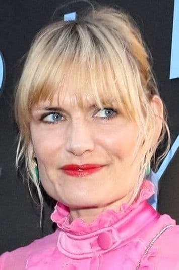 Liv Corfixen profile photo