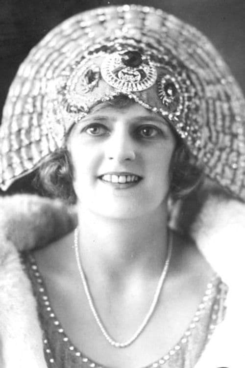 Madge Elliott profile photo