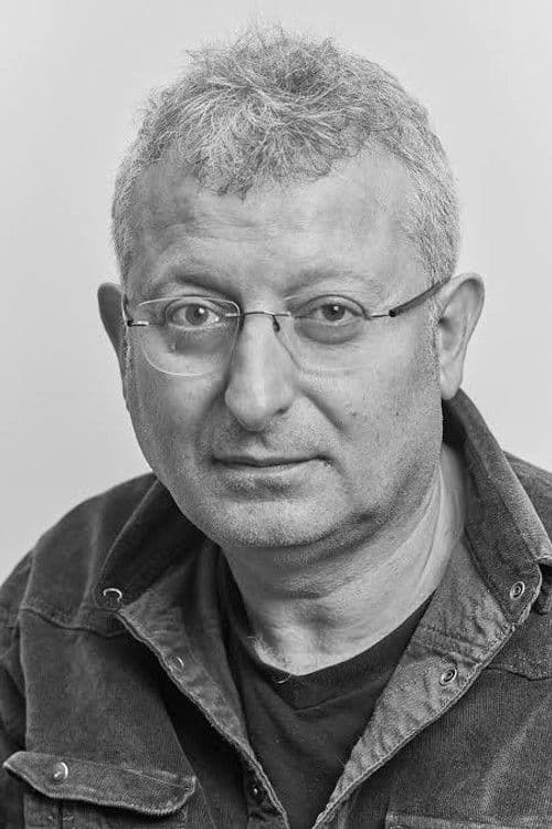 Gary Sinyor profile photo