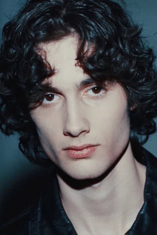 sombr profile photo