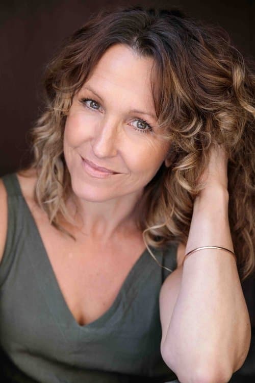 Blazey Best profile photo