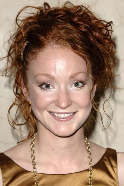 Phoebe Thomas profile photo