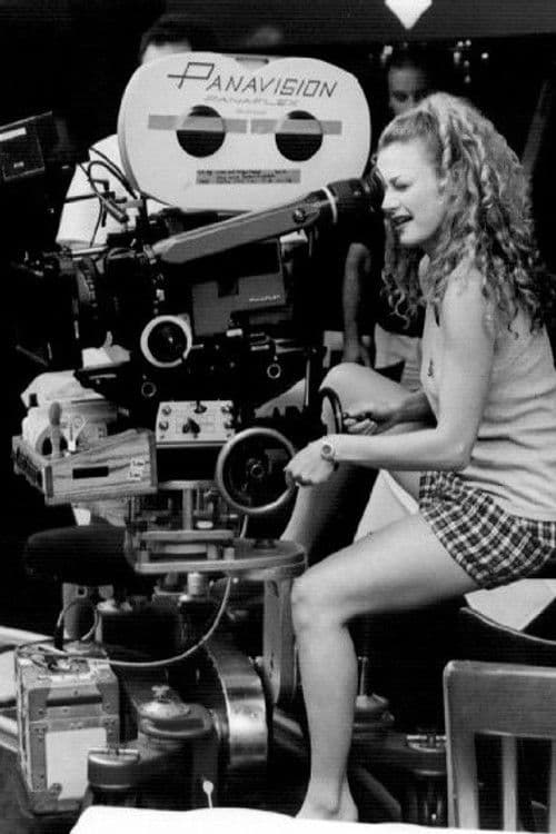 Julie Davis profile photo