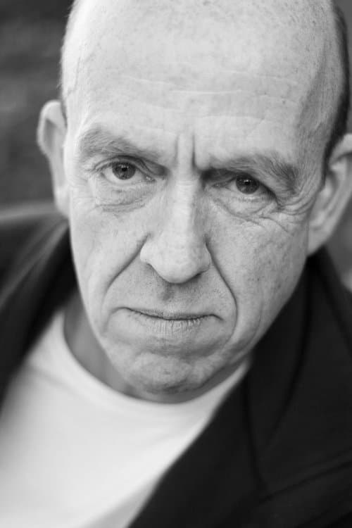 Andy de la Tour profile photo